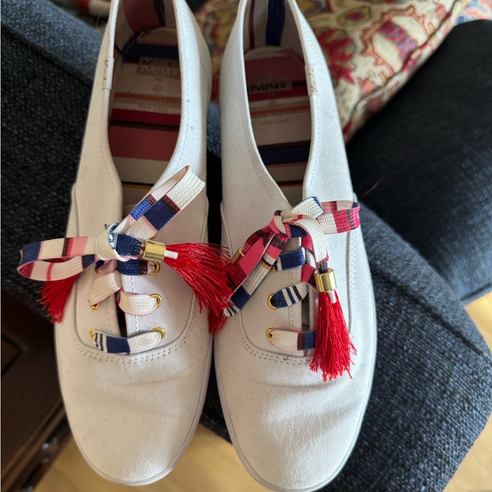 Kate spade and Keds sz 10 NWOB tassel lasses
